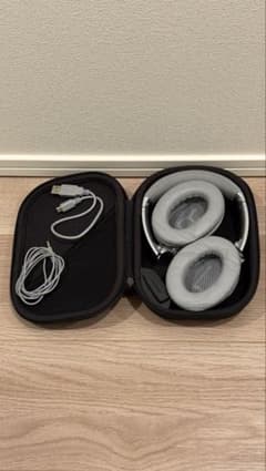 Bose ワイヤレスヘッドホン シルバーのサムネイル