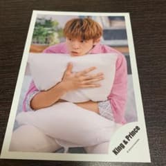 公式写真　岸優太のサムネイル