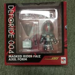 メガハウス デフォライド 仮面ライダー555 アクセルフォームのサムネイル