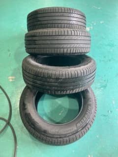 MICHELIN Primacy 235/65R17 4本セット バリ溝 MICHELIN Primacy 235/65R17 4本セット バリ溝 - メルカリ