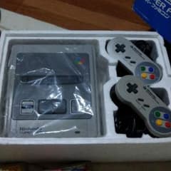 【値下げ♪】Nintendo スーパーファミコン 本体＆カセット7個付きのサムネイル