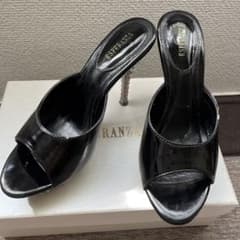 エスペランサ　ファー付ラインストーンサンダルのサムネイル