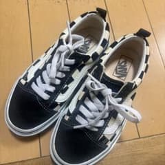 大人気Vans チェッカーパターン スニーカー　数回着用のサムネイル
