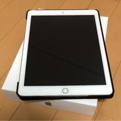 超美品！ iPad 2017 WiFiモデル 32GB ゴールドのサムネイル