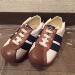 15センチスニーカーのサムネイル