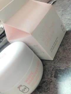 韓国コスメ　　G9 WHITE WHIPPING CREAM(ウユクリーム)のサムネイル