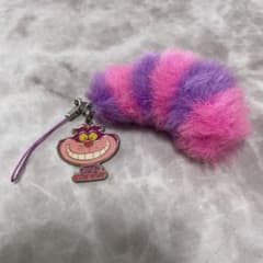 ディズニー チェシャ猫 しっぽ キーホルダー ストラップ - メルカリ