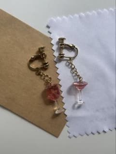 ハンドメイド イヤリング カクテルグラスのサムネイル