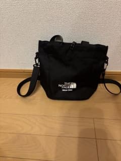 THE NORTH FACE ショルダーバッグ ブラックのサムネイル
