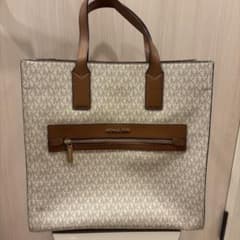 MICHAEL KORS マイケルコース トートバッグ MKシグネチャーのサムネイル