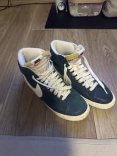 NIKE BLAZER MID 77 VNTG ネイビー 27cmのサムネイル