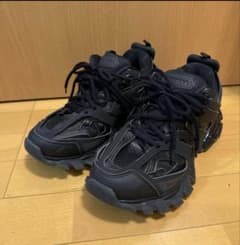 確実正規品100いいね記念セール21日までBALENCIAGA track 41 - メルカリ