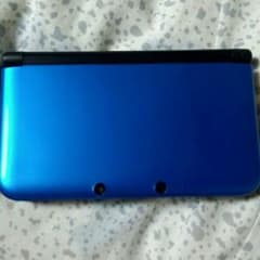 超美品！ 任天堂3dsll SDカード付きのサムネイル