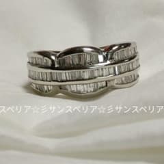 少々訳有 Pt900 テーパーカットダイヤモンド1.00ctのデザインリング