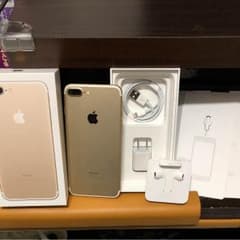 au iPhone7plus ゴールドandBLACK256ギガのサムネイル