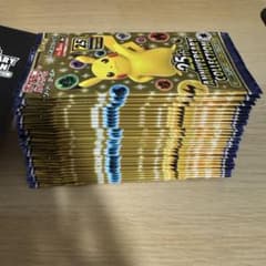 30個ポケモンカード 25th ANNIVERSARY パック + 空の箱のサムネイル