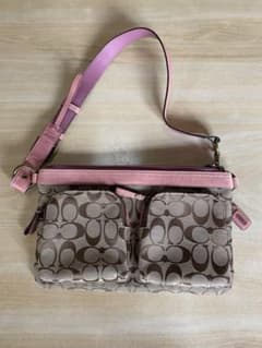 COACH シグネチャー ボディバッグ ピンク ブラウンのサムネイル