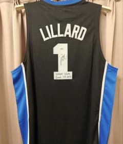NBA 直筆サイン　Damian Lillard ユニフォーム　タグ付　バスケ NBA 直筆サイン Damian Lillard ユニフォーム タグ付 バスケ - メルカリ