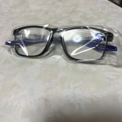 オシャレでスタイリッシュな老眼鏡専用ケース付きのサムネイル
