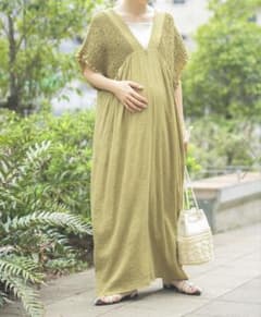 【産前・産後対応】マタニティ／シャーリングVワンピース　レプシムのサムネイル