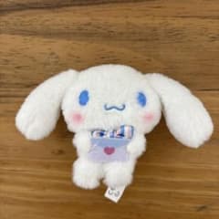 シナモロール　ぬいぐるみマスコットのサムネイル