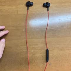 イヤホン uiisii 重低音のサムネイル