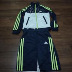adidas 上下ジャージセット　130のサムネイル