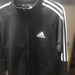 adidas ブラック ジップアップジャケットのサムネイル