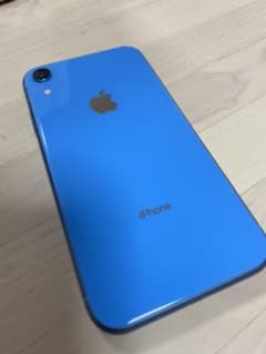 iPhone XR Blue 128 GB auのサムネイル
