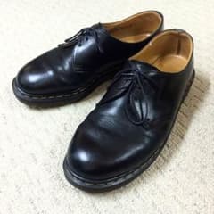 とし様専用【送料込み】イングランド製 Dr.martenのサムネイル