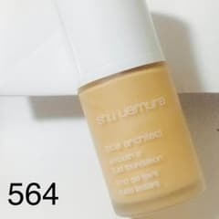 shu uemura ファンデーションのサムネイル