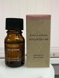 無印良品　エッセンシャルオイル スプリングフローラル 10mLのサムネイル