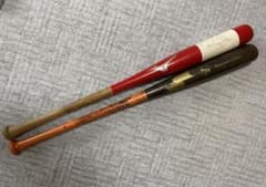 梅野選手、T岡田選手　実使用バット　2本セットのサムネイル