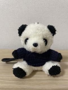 パンダ ぬいぐるみ ネイビーセーター カラビナ付きのサムネイル