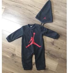 ジョーダン ロンパース80センチのサムネイル