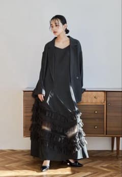 niana トランスペアレントヘムセットアップドレスのサムネイル