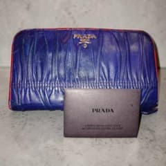 PRADA プラダ ラウンドファスナー 長財布 ギャザー ブルー - メルカリ
