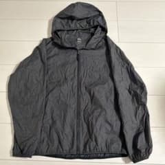 UNIQLO ナイロンパーカー ブラック Sのサムネイル