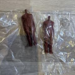 진격의 거인 이치 반 쿠지 땅이라 피규어
