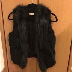 値下げ！！LUKAのファーベストのサムネイル