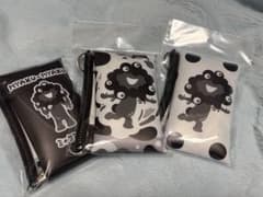 黒ミャクミャク マルチポーチ チョコレートのサムネイル