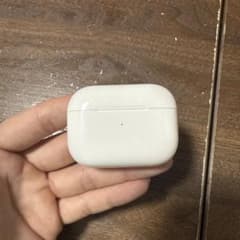 Apple AirPods Pro ケースのみのサムネイル