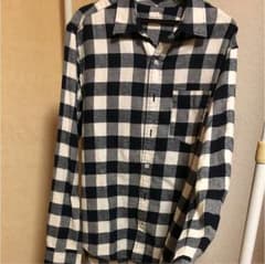 【専用】ジーユー チェックシャツのサムネイル