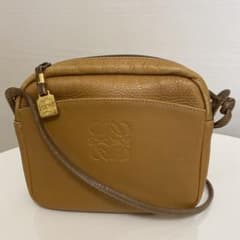 LOEWE ショルダーバッグ ブラウン レザーのサムネイル