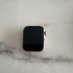 Apple Watch Series 4 40MM ローズゴールドのサムネイル