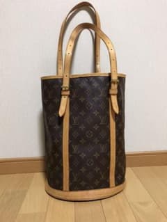 ルイヴィトンのバケットのサムネイル