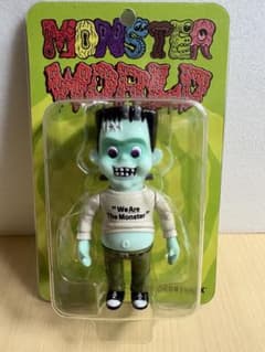 HEADLOCKSTUDIO MONSTER WORLD フランキー ソフビ - メルカリ