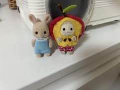 シルバニアファミリー ミルクうさぎの赤ちゃん ひつじの赤ちゃんリンゴ セットのサムネイル