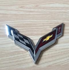 シボレーコルベット Chevrolet Corvette メタルエンブレム 銀系 - メルカリ