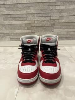 NIKE スニーカーのサムネイル